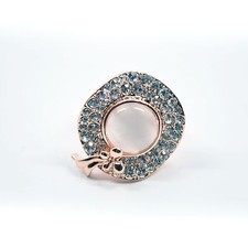 New white pearl gem with - pearl,