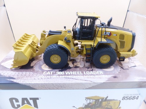 Diecast masters cat 980 wheel - cat,