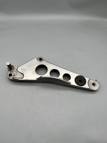 Yamaha 250 footrest - lc,