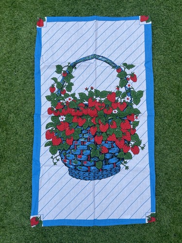 Vintage strawberry basket tea - vintage,