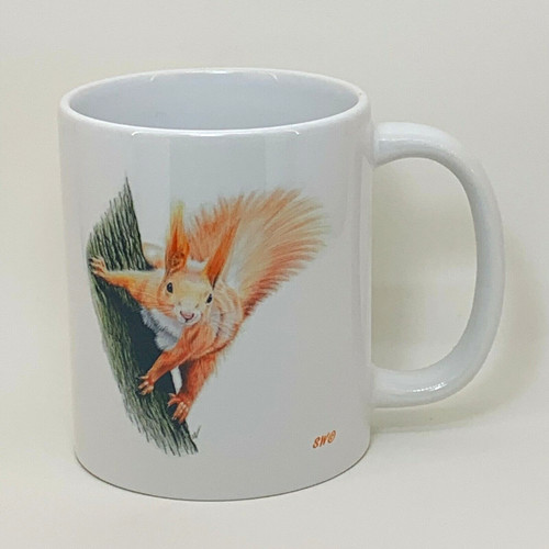 Red squirrel tree mug - red,