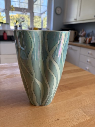 Beswick vase iridescent - a,