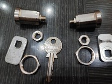 2 X Necta Snakky Vending Machine Lock Rielda