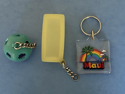 Keychains tupperware shape - keychains,
