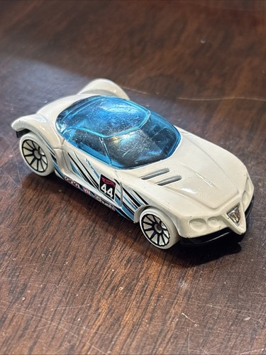 Hot wheels golden - golden, arrow