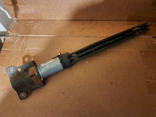 Drivers seat motor 2010 - motor,