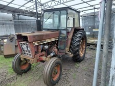 International 584 tractor