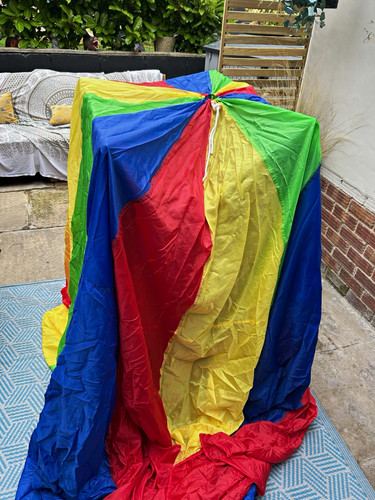 Larg12 handle rainbow play