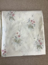 Pretty Floral Duvet Cover 70% Polyester/30% Cotton Cream/Pink EX COND