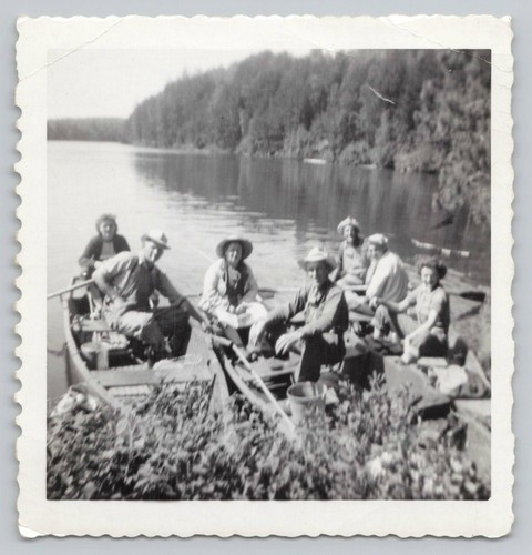 1950s men women row boats - 1950s,