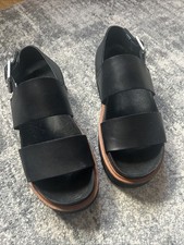 Clarks Flatform Sandal Size 6