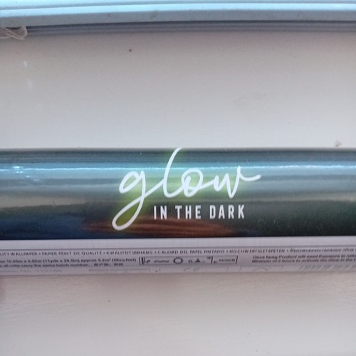 Ullumicorn glow the - the, dark