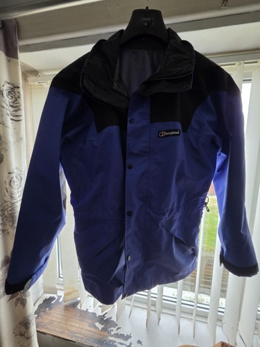Berghaus gore tex waterproof - berghaus, gore-tex