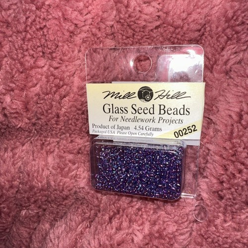 Mill hill glass seed - bn,