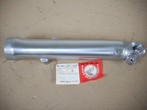 Dip tube fork - right/case,