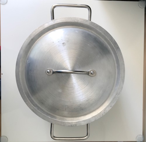 Aluminium stock pot with lid