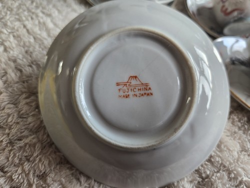 Beautiful vintage hand painted - beautiful,