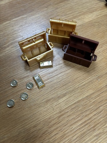 Lego pirate treasure bundle - lego,