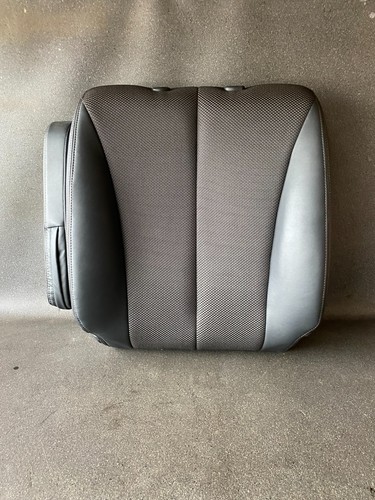 Nissan elgrand e51 - nissan,