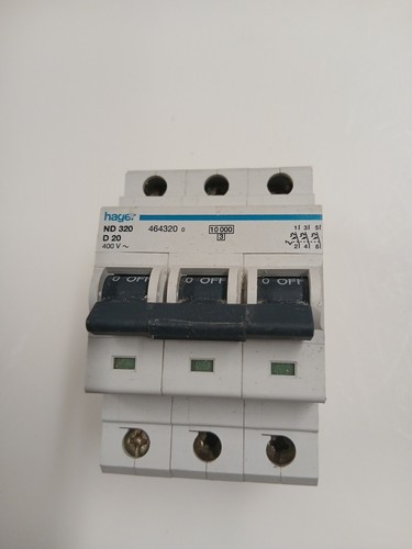 Hager amp curve - 20,