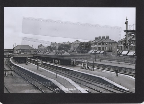 New southgate railway station - southgate,