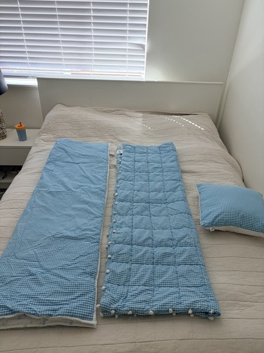 Toddler comforter pillow sheet