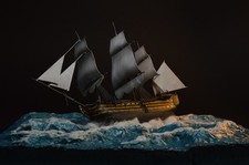 Pirate Ship Model Diorama – Handcrafted Sailing Vessel Maritime Decor