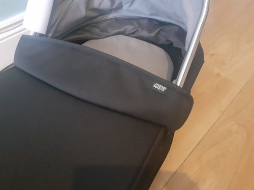 Brand new and unused - mamas,