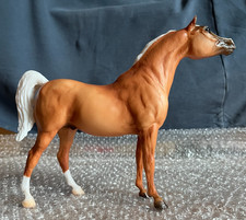 Breyer Classic palomino