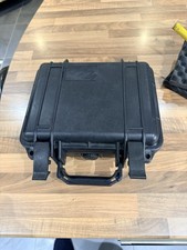Medium Size Pelicase With Foam Inserts Dimensions In The Pictures.