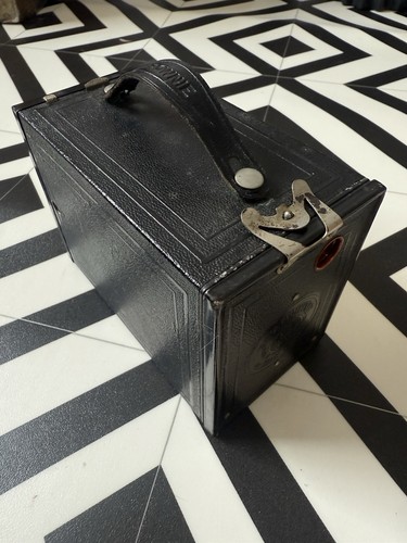 1920 pinhole kodak - kodak, camera