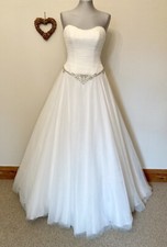 28 ? Dominique by Hollywood Dreams  |  Size 12  |  Ivory Tulle Wedding Dress