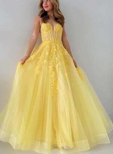 Laces appliques tulle neck - laces,