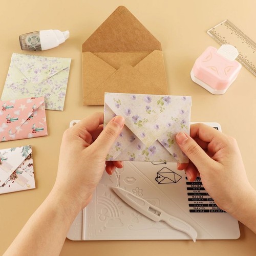 Compact envelope scoring board - envelope,