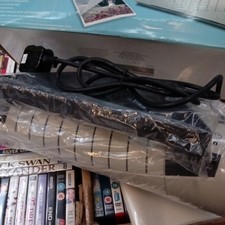 Office Laminator with temperature switch INCLUDES 30 x laminating pouches!!!