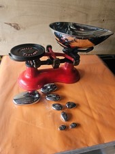 VINTAGE OLD FASHIONED KITCHEN