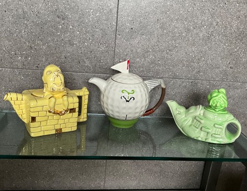 Vintage novelty teapots - 3,
