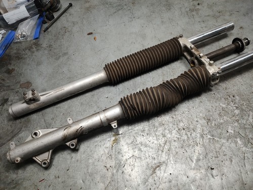 Front forks suspension lower