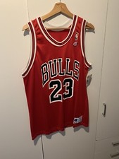 Champion Jersey NWT Chicago