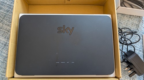 Sky broadband hub sr203 - hub,