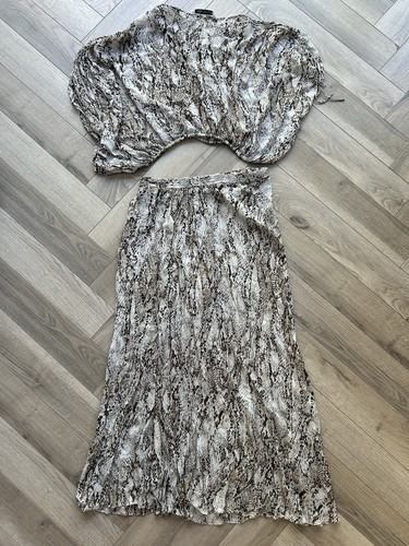 Snake print zara pants ord - snake,