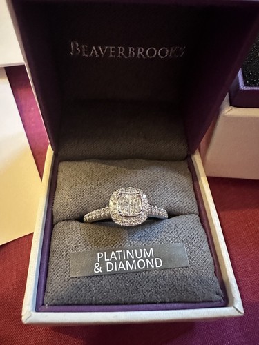 Platinum diamond halo - diamond, ring-
