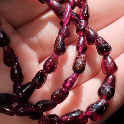 Natural garnet teardrop - garnet, bead
