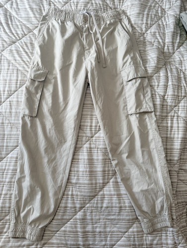 Zara men beige cargo - zara,