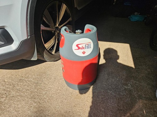 Safefill refillable gas bottle - refillable,