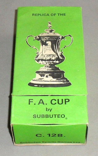 Subbuteo cup trophy c128 - subbuteo,
