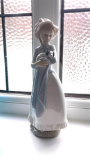 LLADRO NAO 1987 " Girl holding