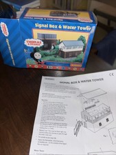 Hornby signal Box And Water