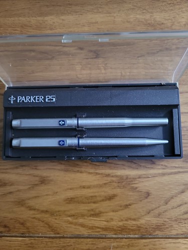 Vintage parker blue trim - parker,