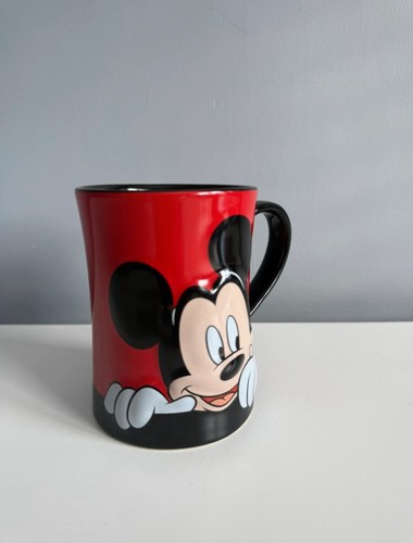 Large official disney store - official,